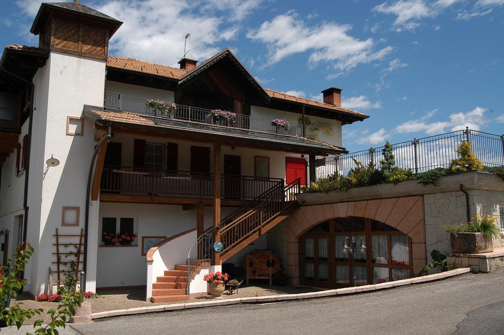 Agritur Golden Pause Villa Ton Exteriör bild